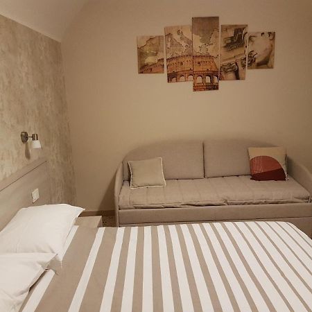 Beatus Viator Guest House โรม ภายนอก รูปภาพ