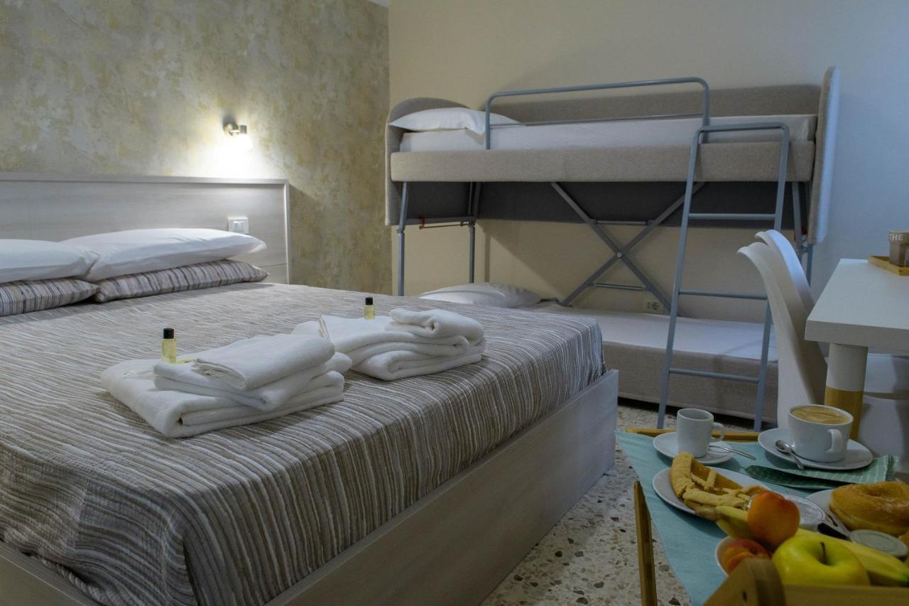 Beatus Viator Guest House โรม ภายนอก รูปภาพ